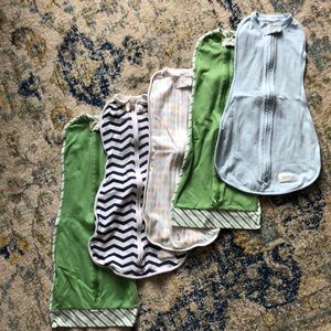 Newborn unisex swaddle set
